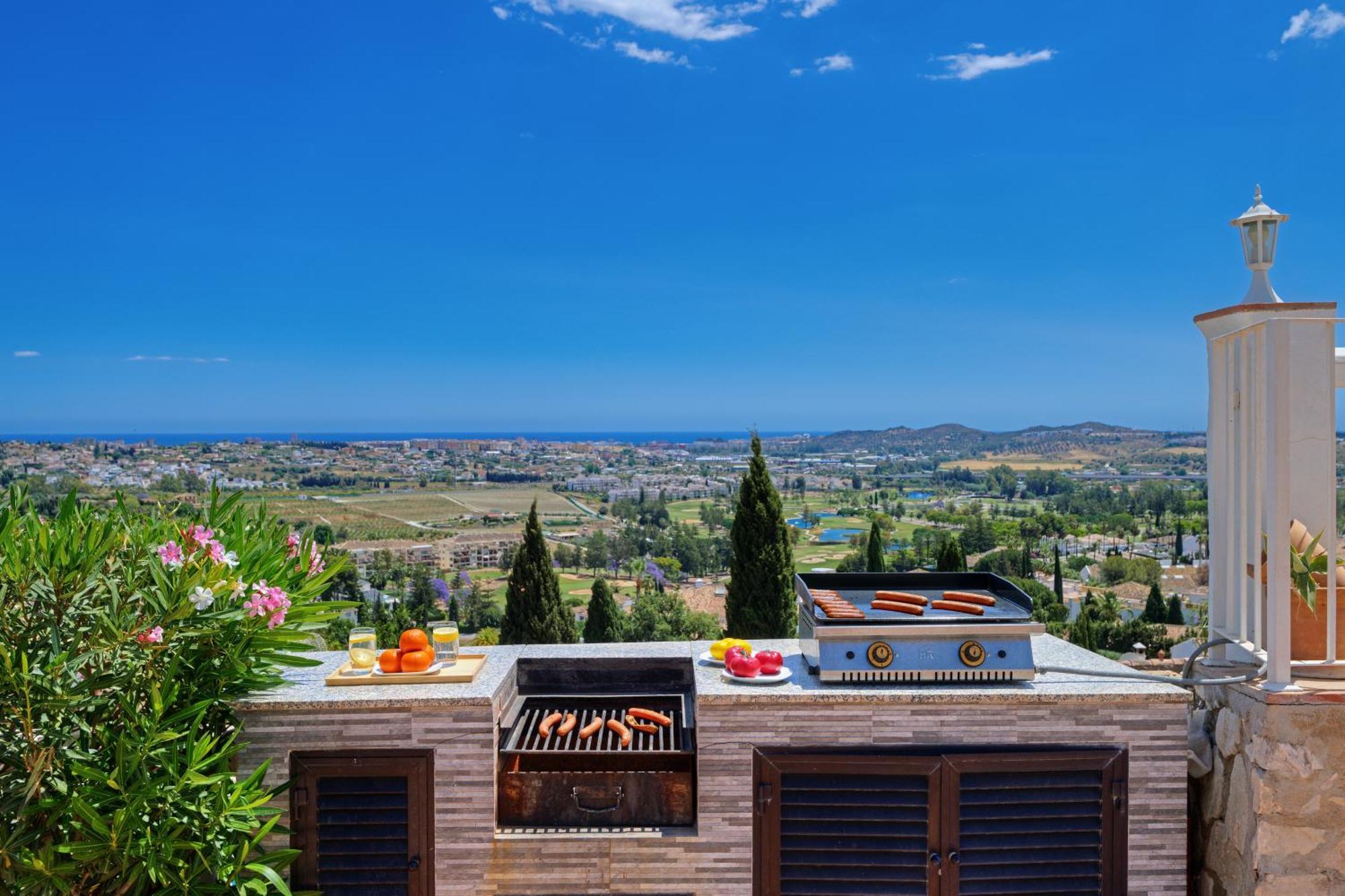 Villa Vista Verde Mijas Golf - Optional Heated Pool & Jacuzzi Exterior photo